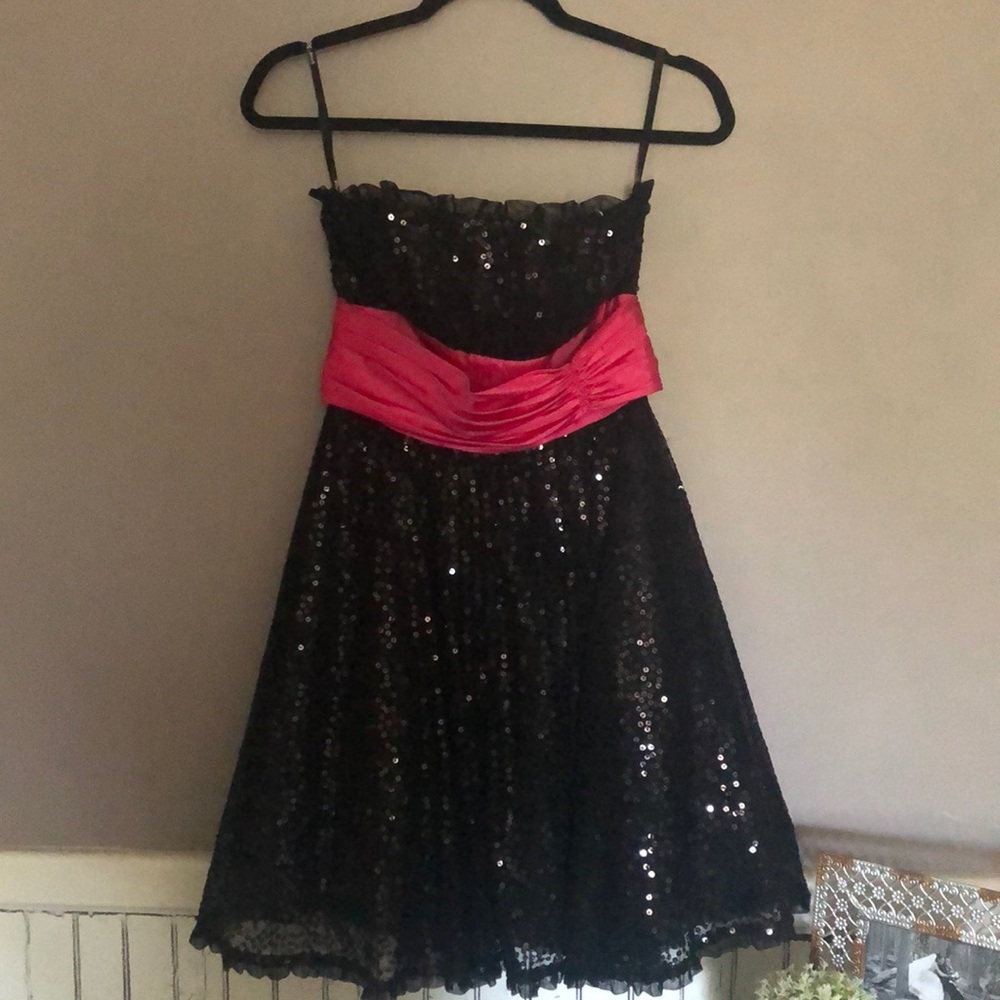 Super fun cocktail/prom dress